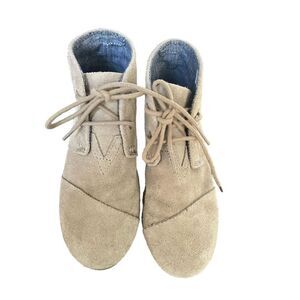 Toms Youth Girls Taupe Suede Wedge Ankle Boots Size 2